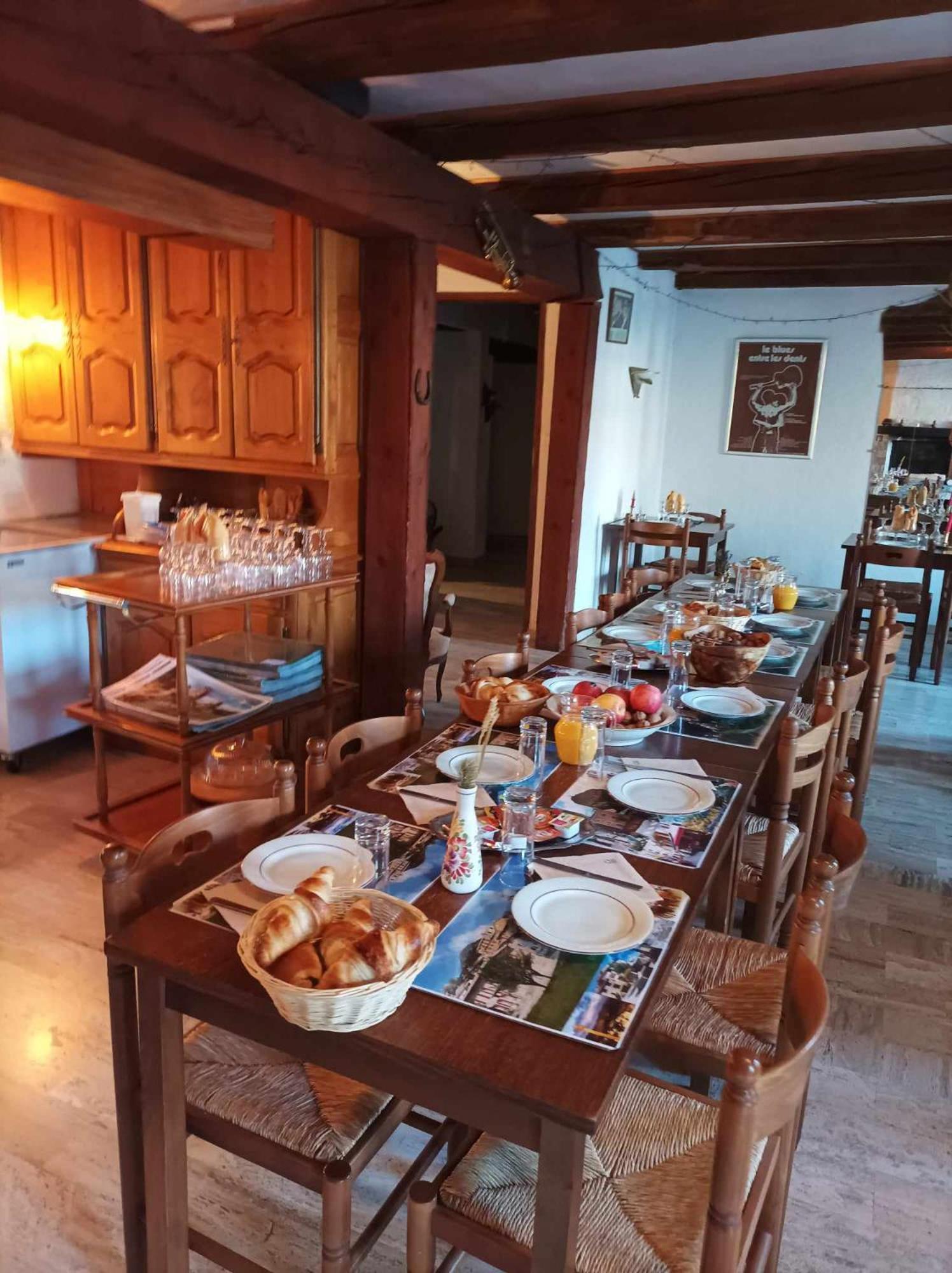 Auberge Lou Jas Soleilhas Bagian luar foto